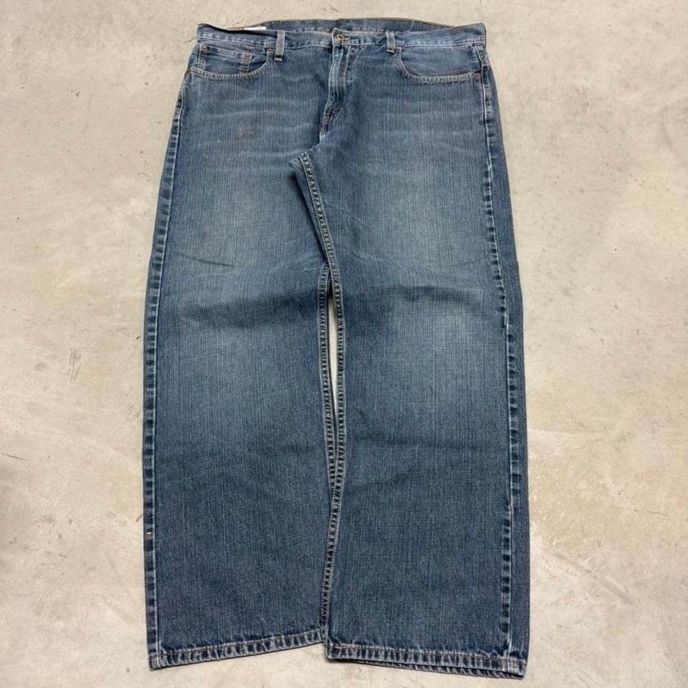 Vintage y2k Baggy Levi's Denim Jeans